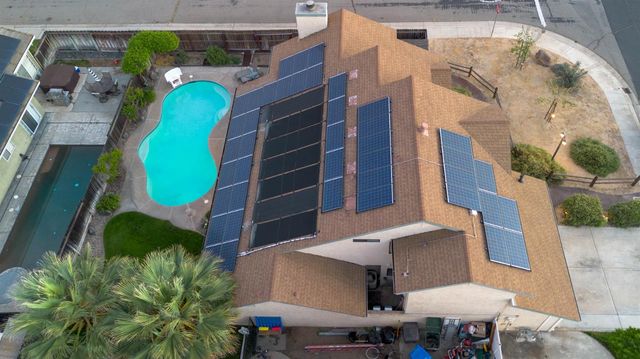 1057 Mission Ridge Dr, Manteca, CA 95337