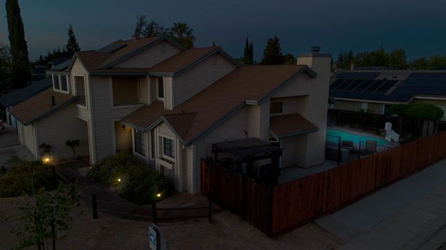 1057 Mission Ridge Dr, Manteca, CA 95337