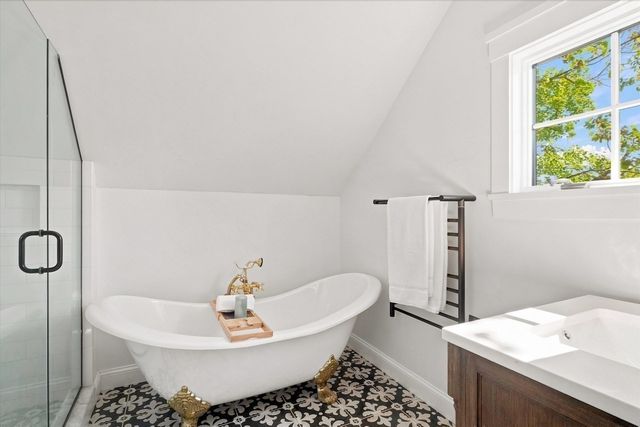 24 Poplar St, Melrose, MA 02176