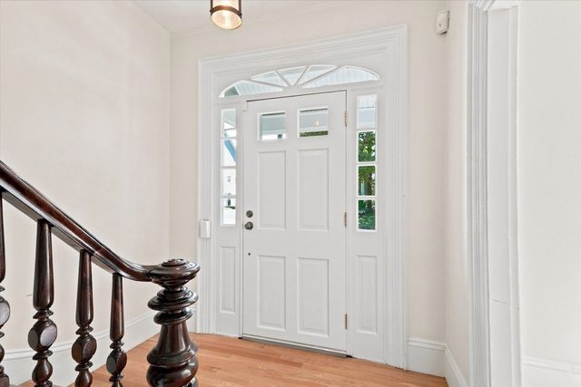 24 Poplar St, Melrose, MA 02176