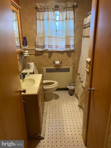 8305 WINDSOR MILL RD, Baltimore, MD 21244