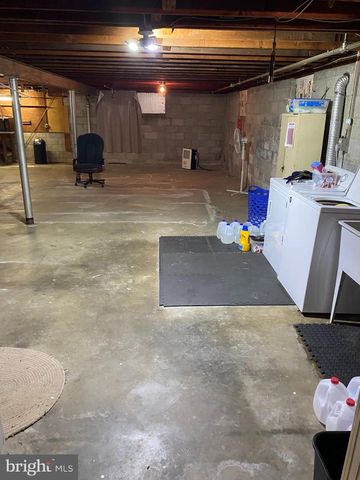 8305 WINDSOR MILL RD, Baltimore, MD 21244