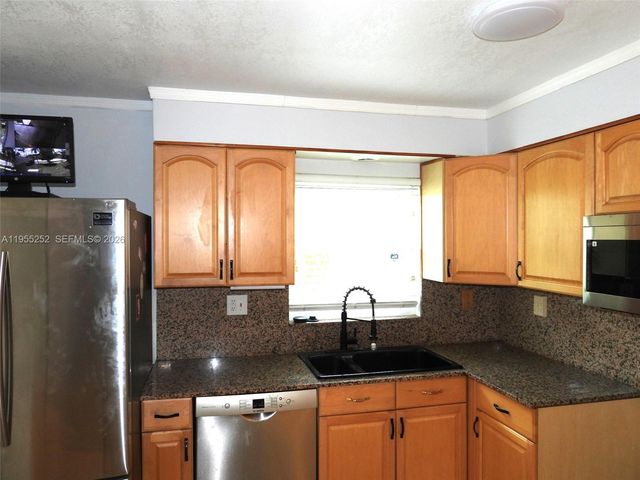 9331 NW 33rd Manor, Sunrise, FL 33351
