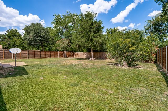 1404 Timberlake Circle, Richardson, TX 75080