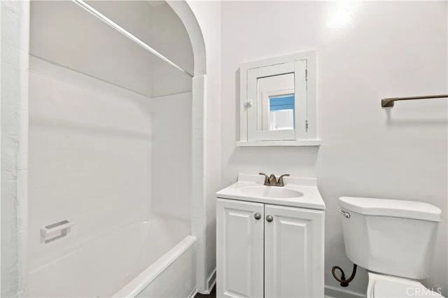 1258 S Woods Avenue, Los Angeles, CA 90022