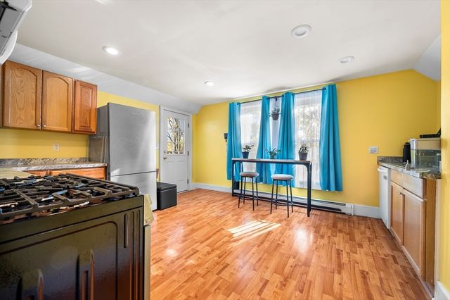 7 Leonard St 2, Milford, MA 01757