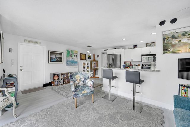 2715 NE 49th Street, Fort Lauderdale, FL 33308