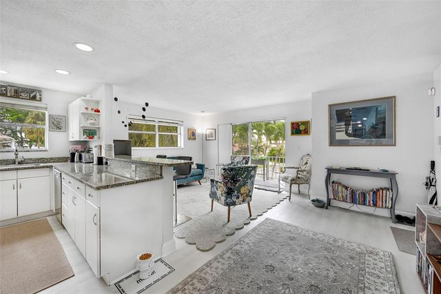 2715 NE 49th Street, Fort Lauderdale, FL 33308