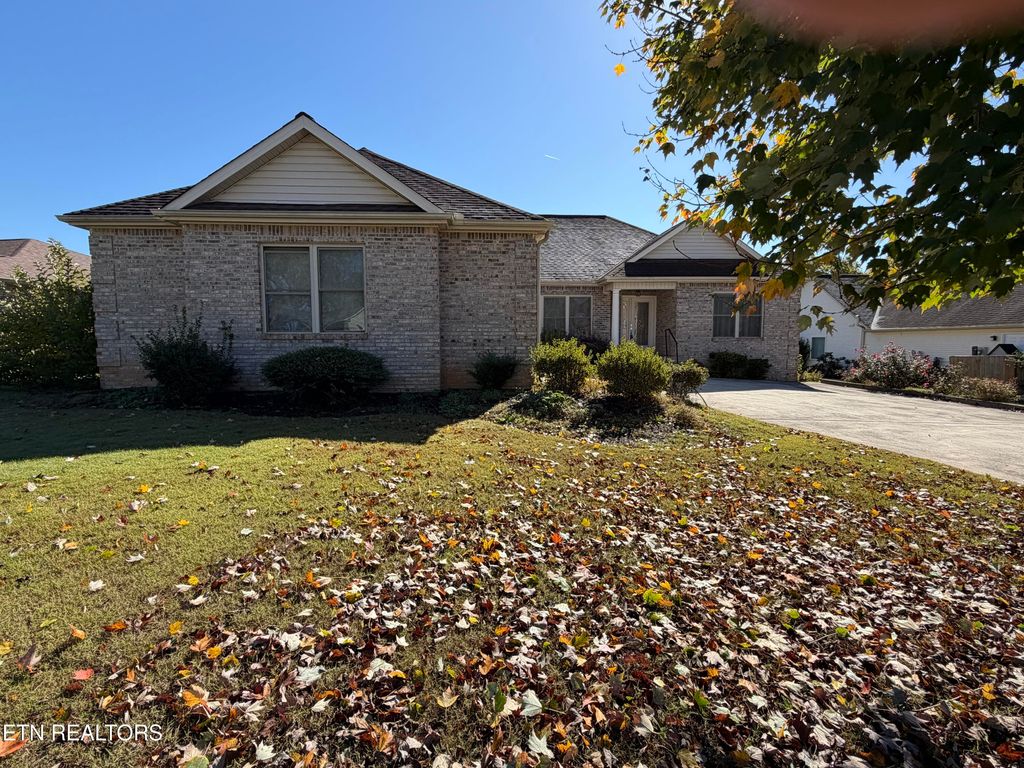 103 Oohleeno Way, Loudon, TN 37774