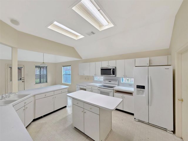 1618 Sandy Park Drive, Houston, TX 77339