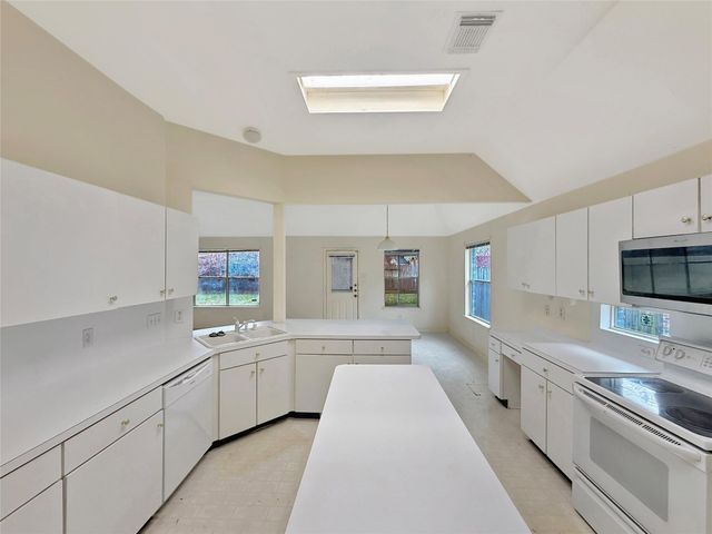 1618 Sandy Park Drive, Houston, TX 77339