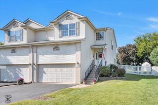 1102 E Treeline Drive, Lockport, IL 60441