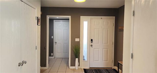 8019 N Lawn Avenue, Kansas City, MO 64119