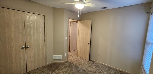 8019 N Lawn Avenue, Kansas City, MO 64119