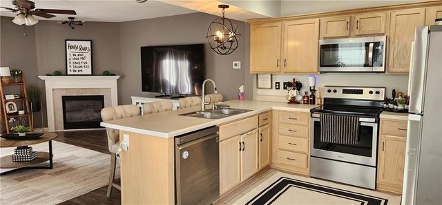 8019 N Lawn Avenue, Kansas City, MO 64119