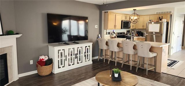 8019 N Lawn Avenue, Kansas City, MO 64119