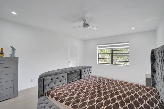 21675 Tall Palm Circle 2b, Boca Raton, FL 33433