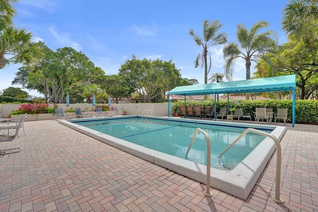 21675 Tall Palm Circle 2b, Boca Raton, FL 33433