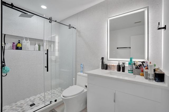 21675 Tall Palm Circle 2b, Boca Raton, FL 33433