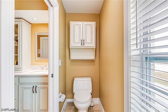 401 Candlewick CIR E, Lehigh Acres, FL 33936