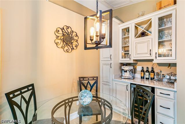 401 Candlewick CIR E, Lehigh Acres, FL 33936