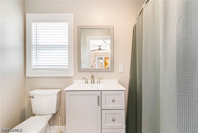 401 Candlewick CIR E, Lehigh Acres, FL 33936
