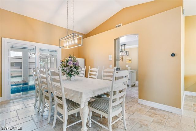 401 Candlewick CIR E, Lehigh Acres, FL 33936