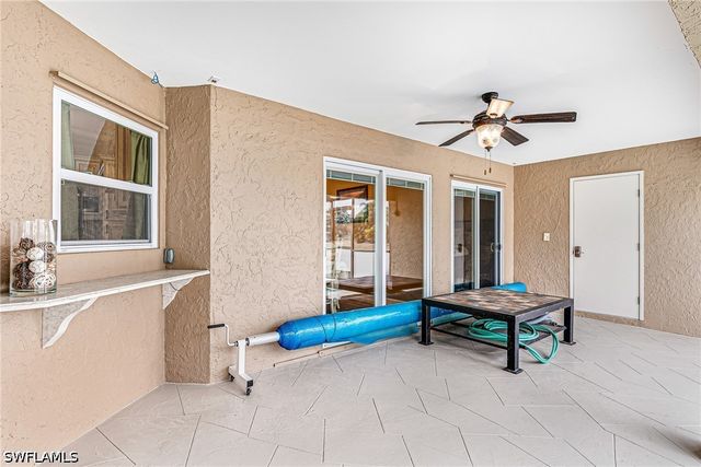 401 Candlewick CIR E, Lehigh Acres, FL 33936