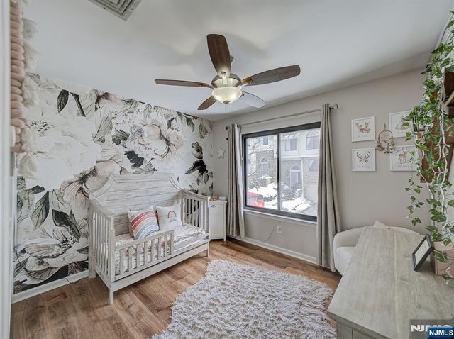 23 Otis Place, Verona, NJ 07044