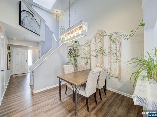 23 Otis Place, Verona, NJ 07044