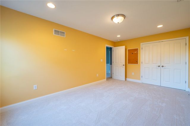 4804 Greenhead Ct, Murrysville, PA 15668