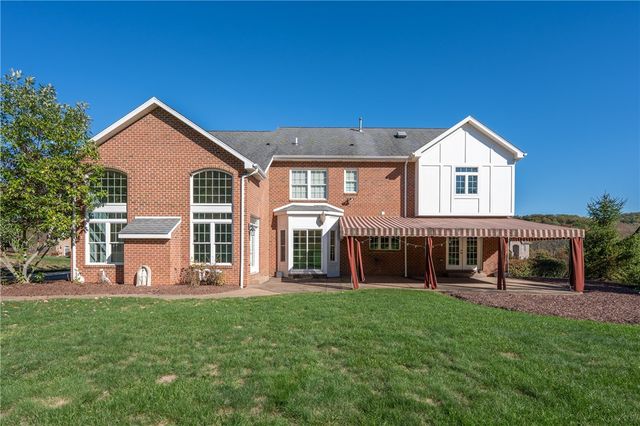 4804 Greenhead Ct, Murrysville, PA 15668