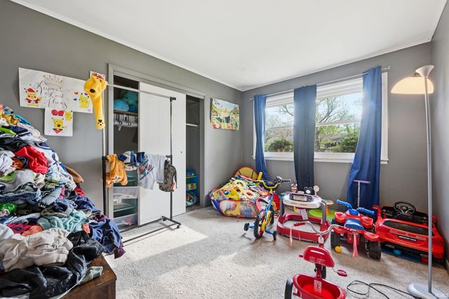 4305 N Glenwood Avenue, Muncie, IN 47304