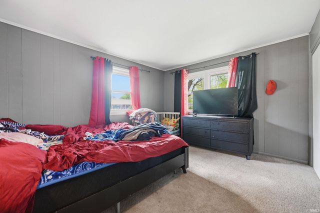 4305 N Glenwood Avenue, Muncie, IN 47304