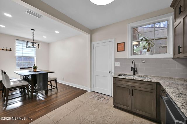 2721 ALGONQUIN Avenue, Jacksonville, FL 32210