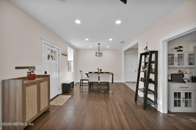 2721 ALGONQUIN Avenue, Jacksonville, FL 32210