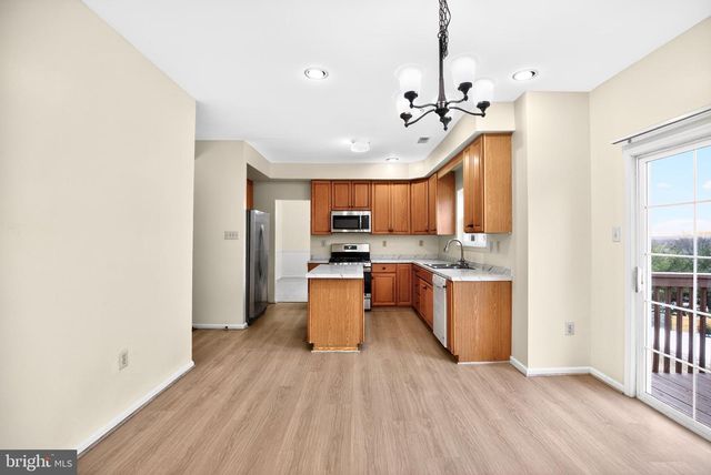 2002 ARCHER CT, Norristown, PA 19403