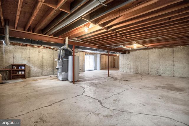 2002 ARCHER CT, Norristown, PA 19403