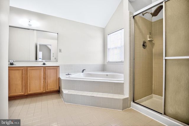 2002 ARCHER CT, Norristown, PA 19403