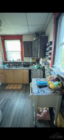 3719 Laclede Avenue, Cincinnati, OH 45205