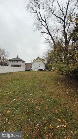 1525 ELMWOOD AVE, Folcroft, PA 19032