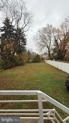 1525 ELMWOOD AVE, Folcroft, PA 19032