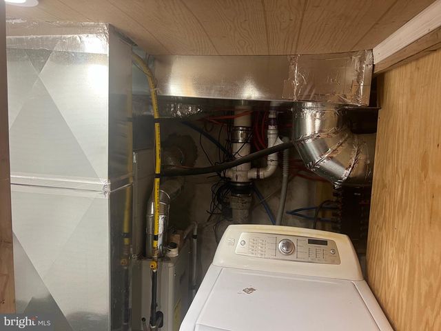 1525 ELMWOOD AVE, Folcroft, PA 19032