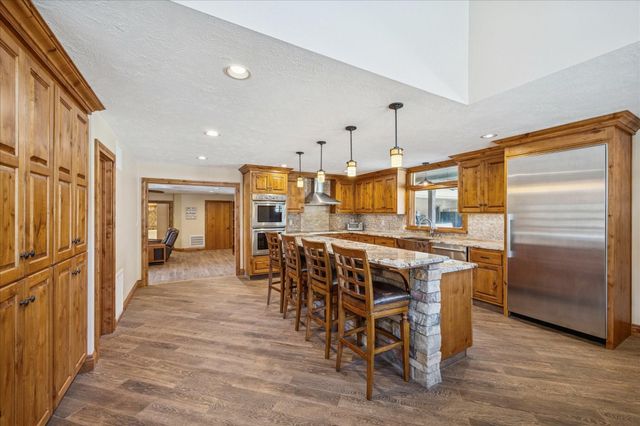 640 Piney Creek Road, Bellville, TX 77418