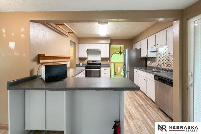 216 Douglas Drive, Bellevue, NE 68005