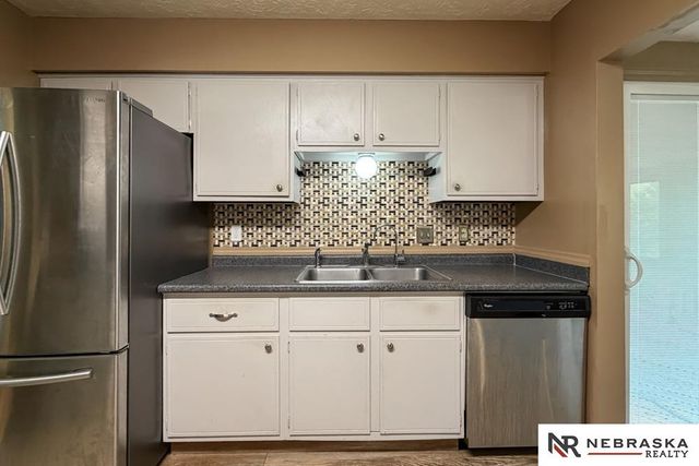 216 Douglas Drive, Bellevue, NE 68005