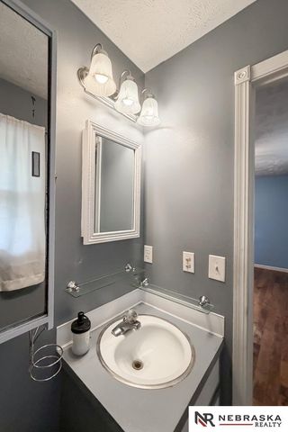 216 Douglas Drive, Bellevue, NE 68005
