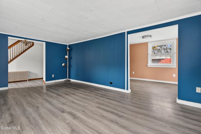 27 Eastside Drive, Clifton Park, NY 12019