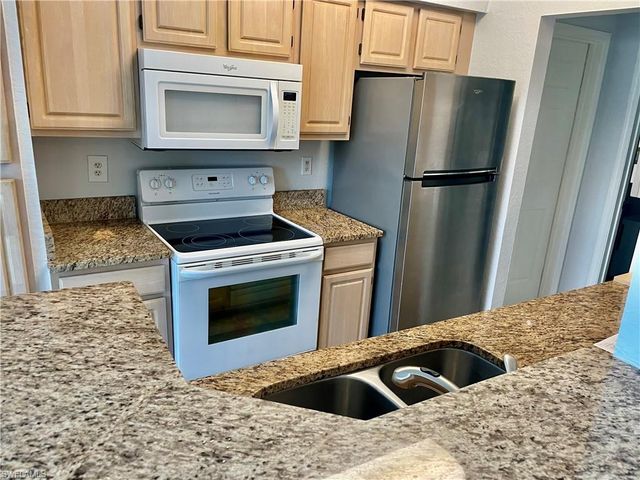 23600 Walden Center DR 302, Estero, FL 34134