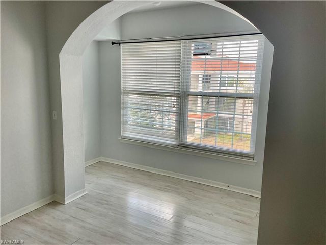 23600 Walden Center DR 302, Estero, FL 34134